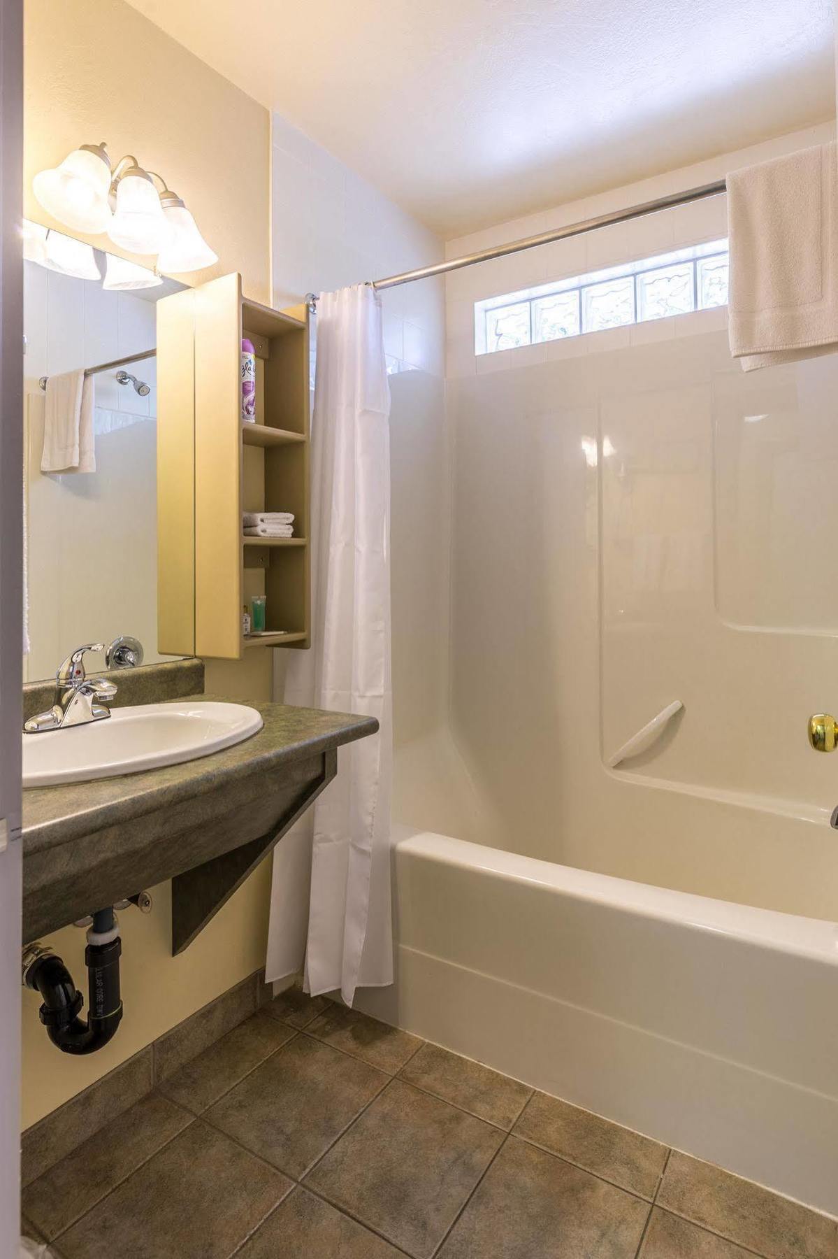 Motel Bathgate Marina Egmont Екстер'єр фото